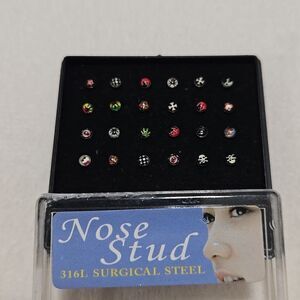Nose Stud Set